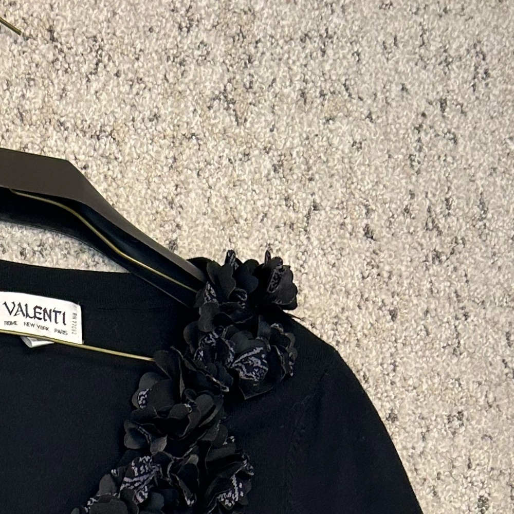 Valenti L vintage floral cardigan in excellent vintage condition! Stunning - Picture 7 of 11